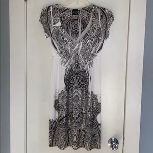 Sara Mode White & Black Bling V Neck Dress